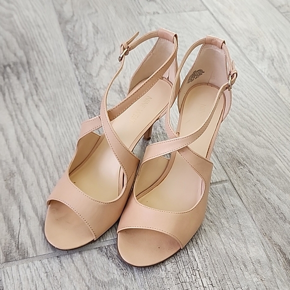 Nine West Nude strappy high heels - Picture 2 of 8